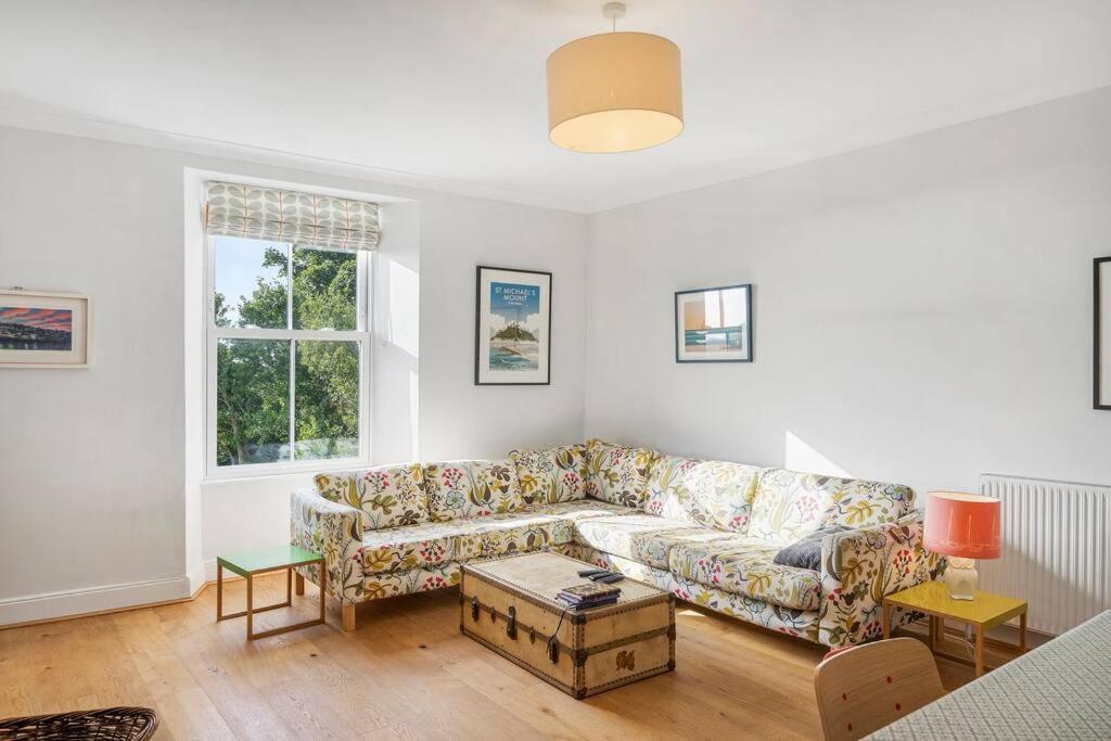 Manacles - Spacious Flat Near Beach With Sea Views & Parking Falmouth Luaran gambar